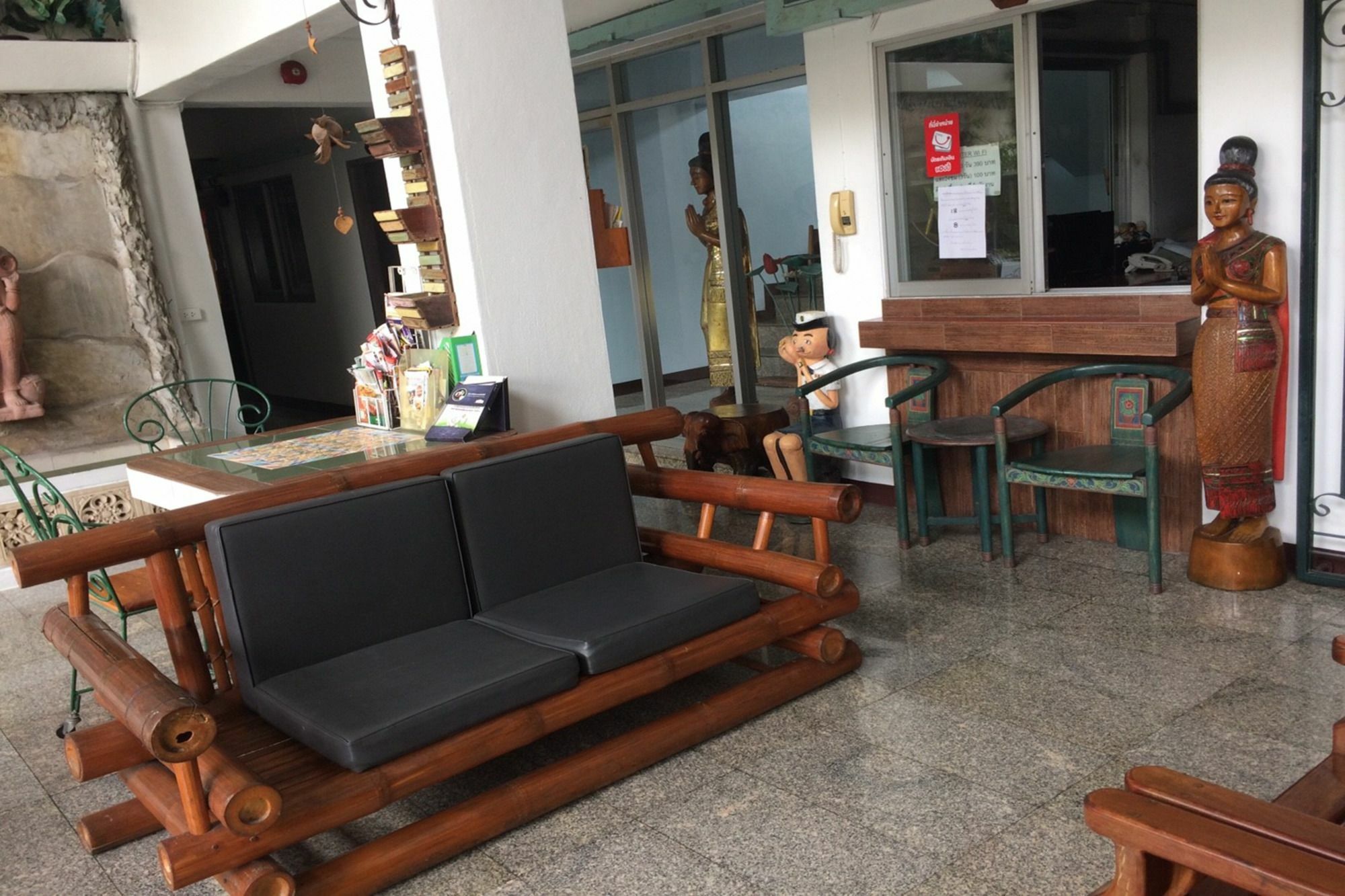 Baan Khun Mae Apartment Bangkok Dış mekan fotoğraf